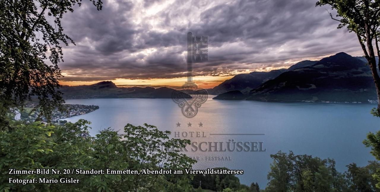 Hotel Restaurant Goldener Schluessel Altdorf Exteriör bild