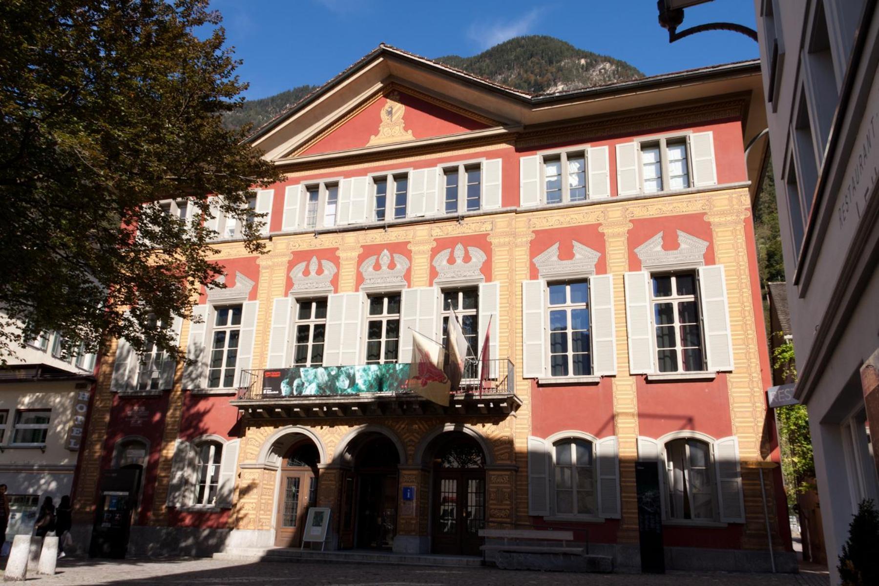 Hotel Restaurant Goldener Schluessel Altdorf Exteriör bild