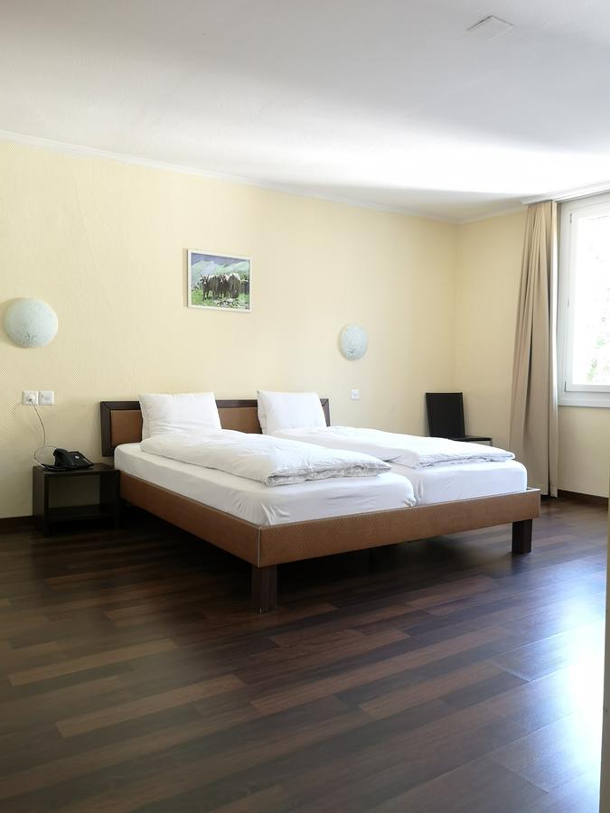 Hotel Restaurant Goldener Schluessel Altdorf Exteriör bild